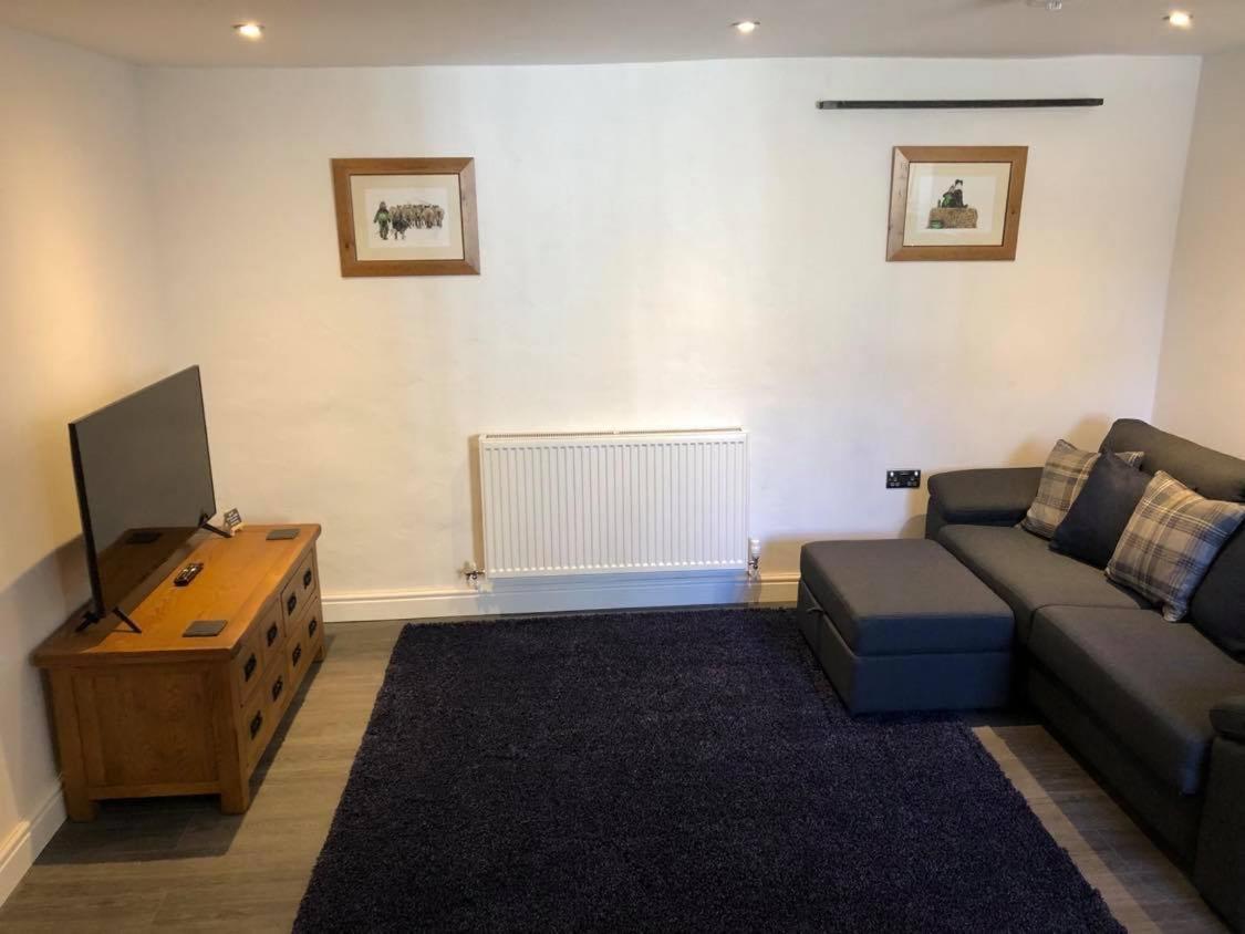 The Grooms Cottage Llanrug Extérieur photo